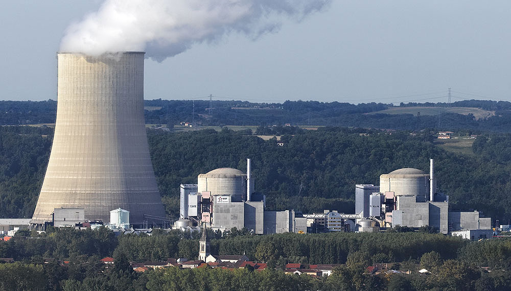 Centrale nucléaire de Golfech - France > diptyque 120 x 325 > © 2016